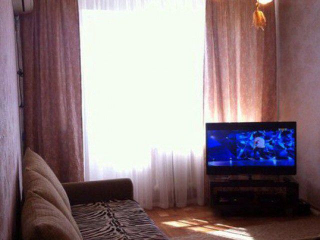 Снять гостиницу в новосибирске посуточно рядом с зоопарком. Сниму квартиру 2 дачная. Дубна улица дачная 1. Двухкомнатная квартира. Саратов ул лунная 41д.